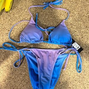 I’m selling a fashion nova bikini that I ordered and it is way too small